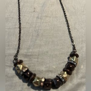 Women’s necklace